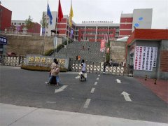 四川理工学院